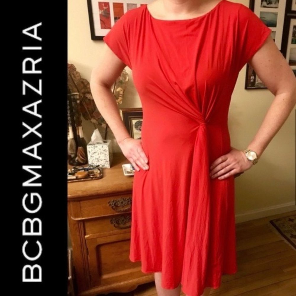 BCBGMaxazria Berry Stretchy Dress w/ Front Knot Detail (Size S)